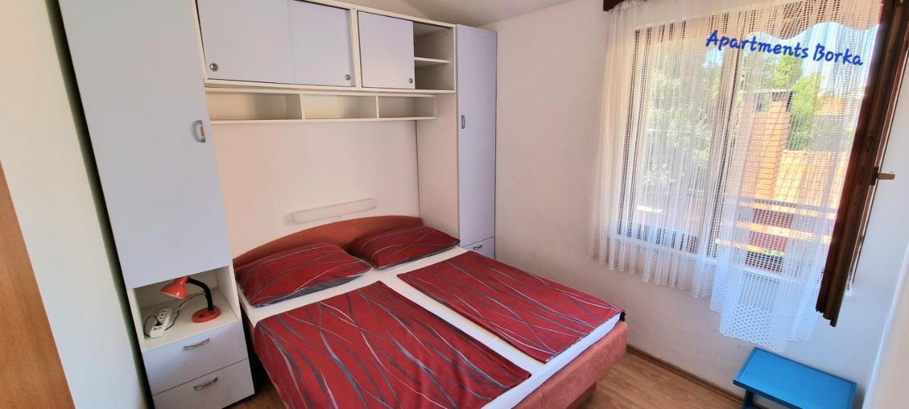 Apartments Borka Biograd Na Moru Exterior photo