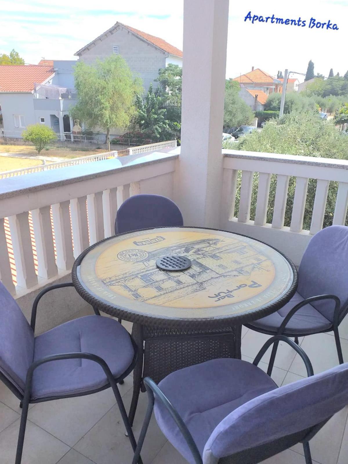Apartments Borka Biograd Na Moru Room photo